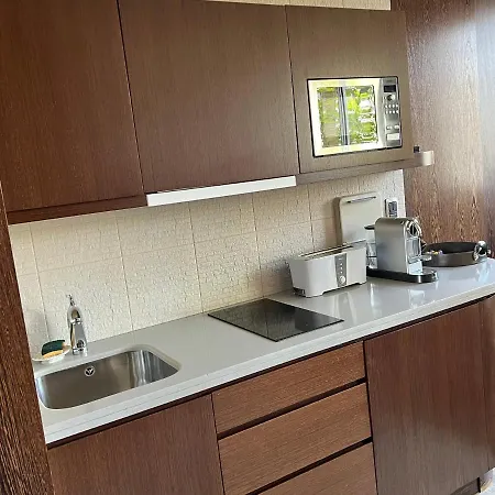 Dans Le Quartier Luxe Neuilly-sur-Seine